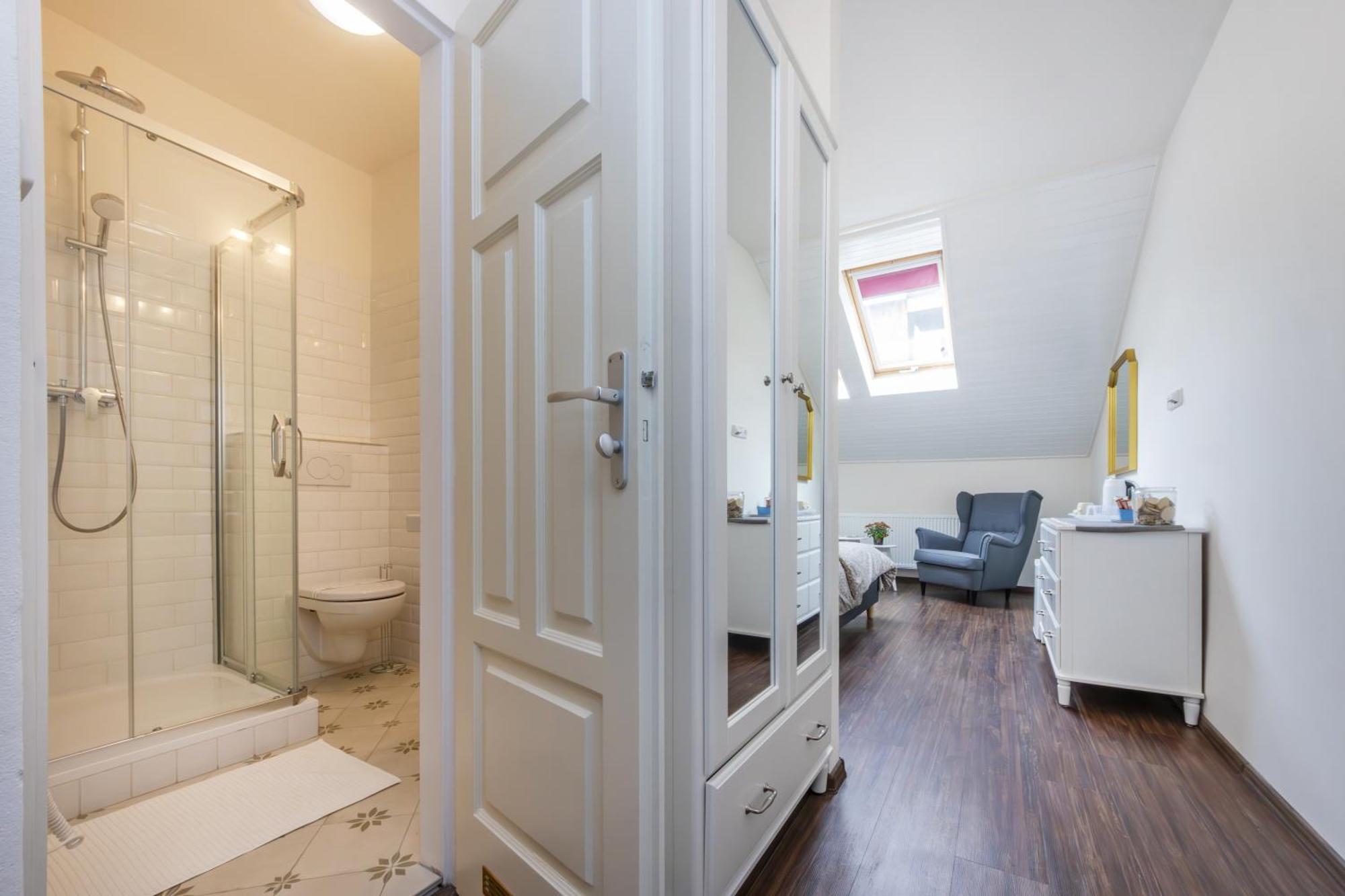 Prague Legends Pension Bagian luar foto