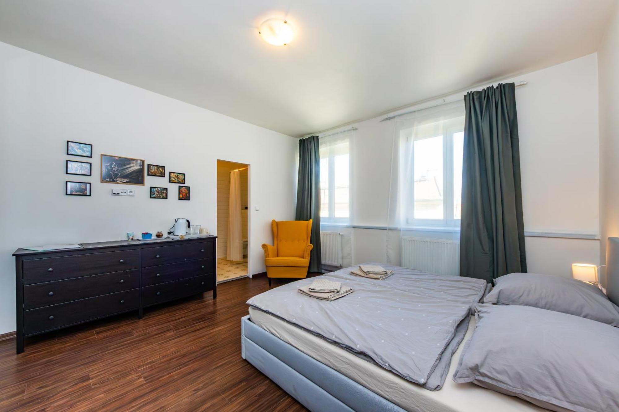 Prague Legends Pension Bagian luar foto